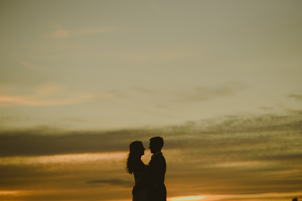 emma-brad-the-red-barn-9794