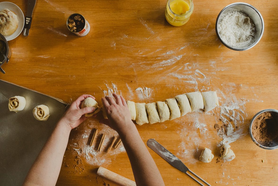 483-cinnamon-rolls-commercial-photography-valdes